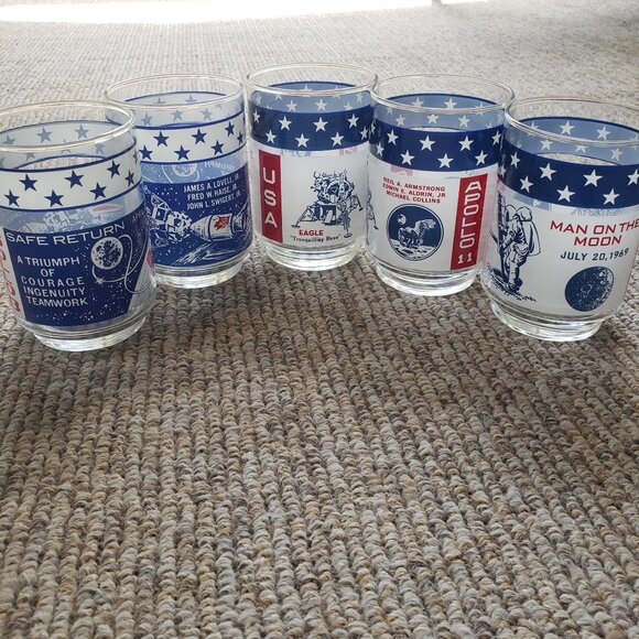 Vintage Apollo 11 1969 Man on the Moon Vintage Glasses NASA Space Program - Picture 1 of 10